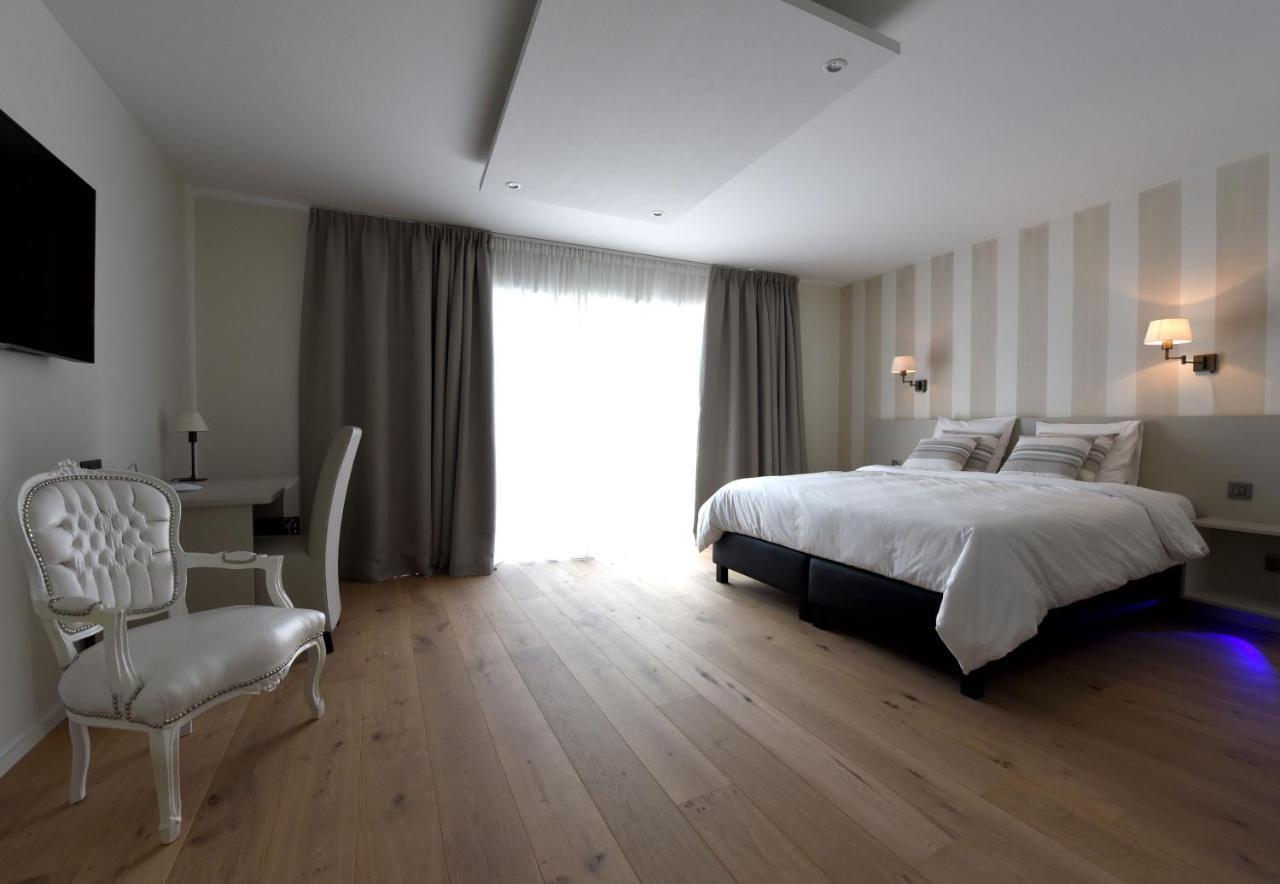 Le 24 Hotel Spa Værelse billede